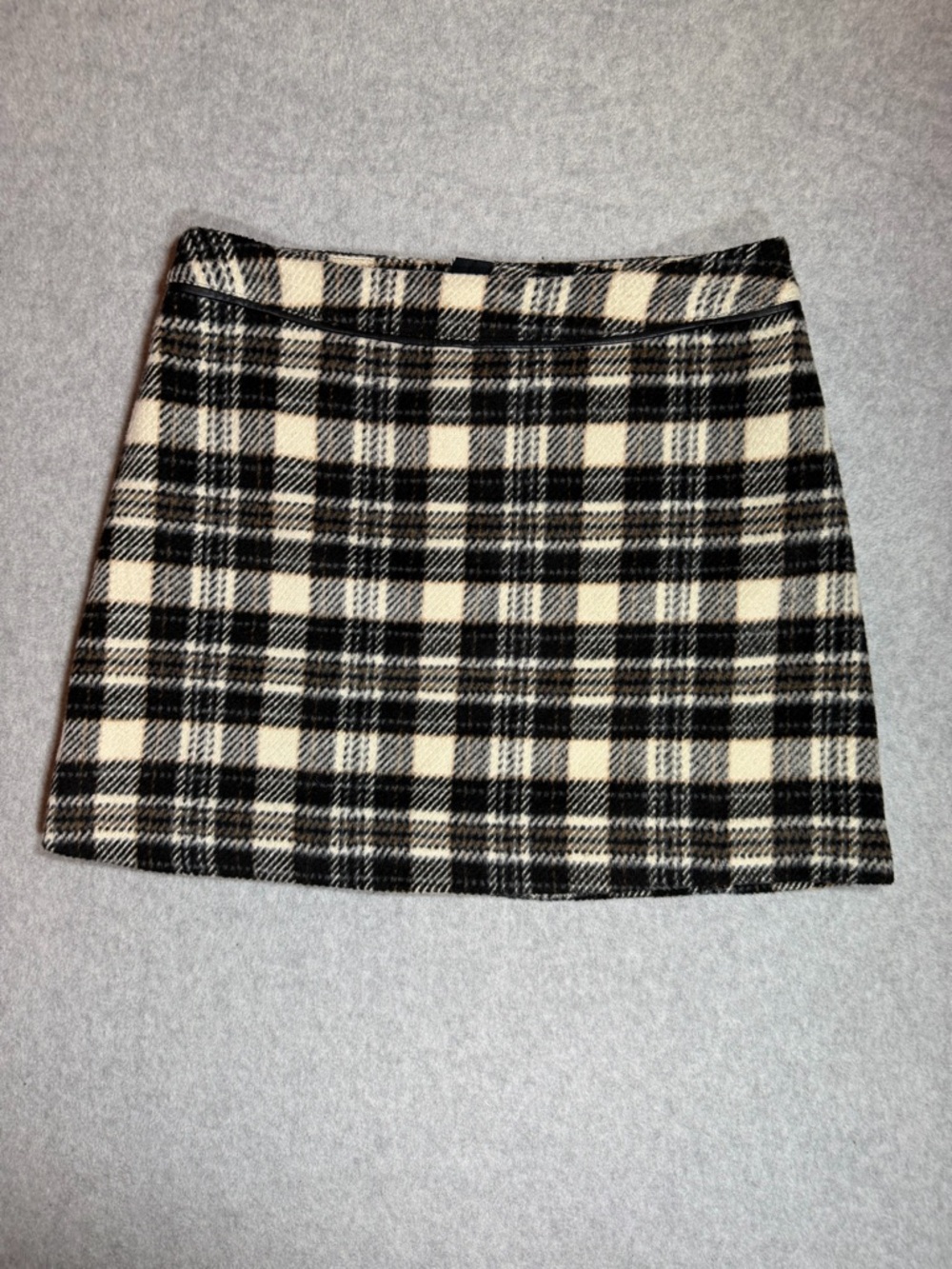 Abercrombie & Fitch Cream‎ and Black Plaid Mini Skirt Wool Blend Y2K Size 6